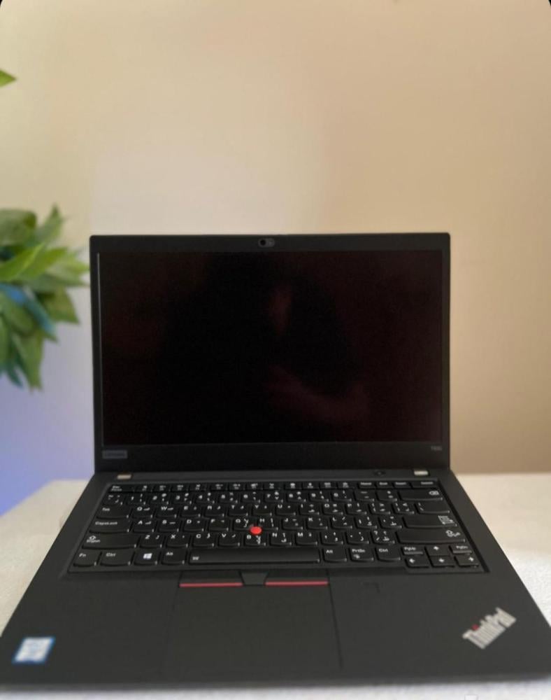 جهاز لابتوب ارامكو مستخدم لينوفو Laptop Lenovo _512ssd_RM16 cor itel i7 )T480s