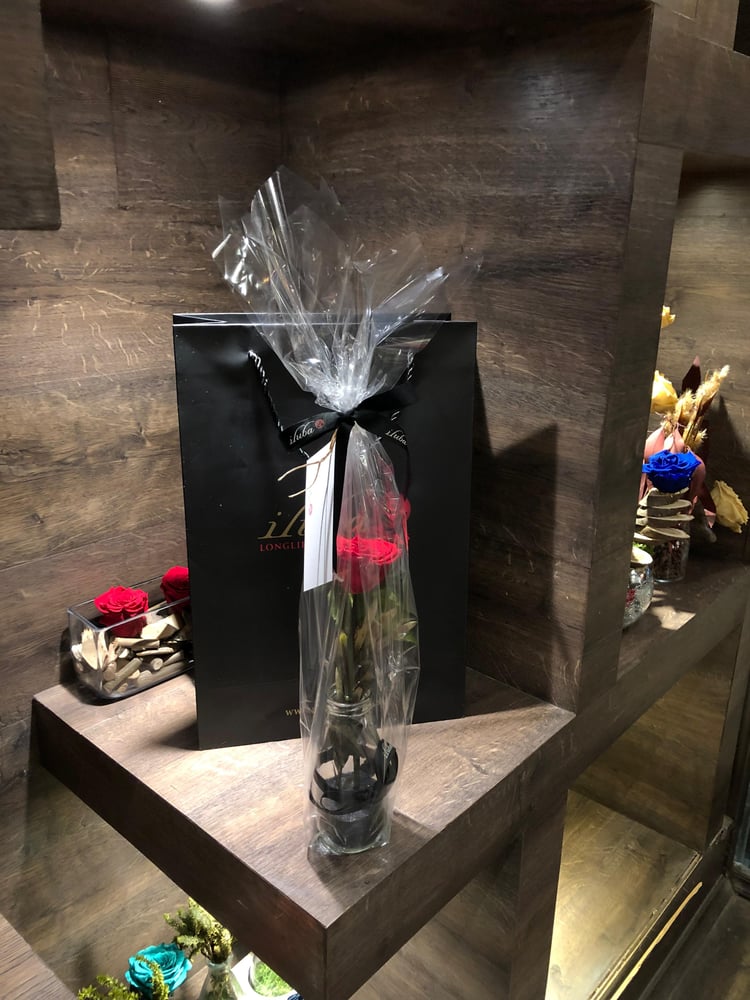 بكج عطر باشا دو كارتييه من من كارتير & ورد دايم احمر ايلوبا