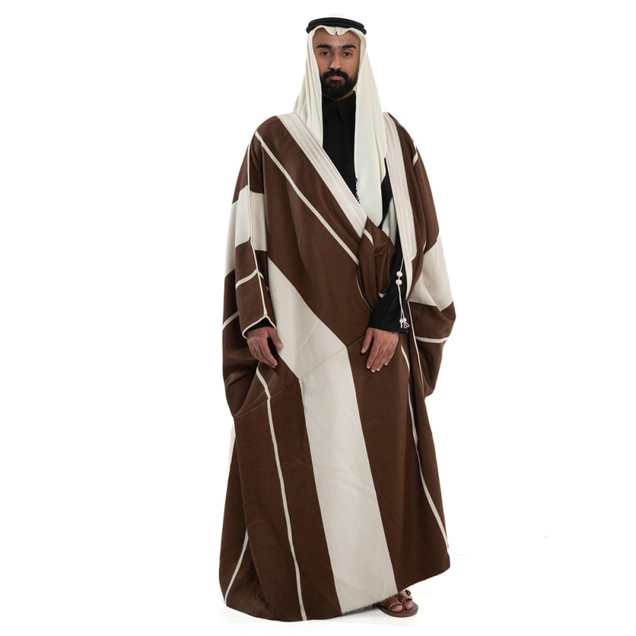 بشت ملكي وبر برقا قنص بريسم لون بني فاتح