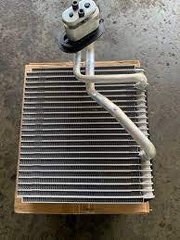 EVAPORATOR COIL HYUNDAI ELANTRA 00-04 RHD No 13002K  ثلاجه  الانترا