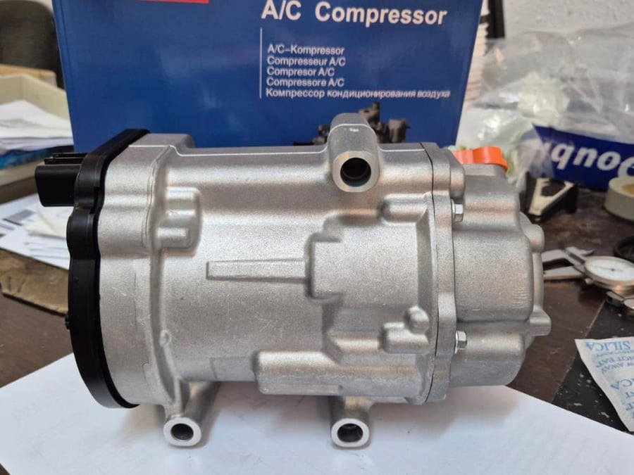 #10066J كمبروسر مكيف تويوتا كورولا وكامري 2.0 هايبرد 2017-2020  COMPRESSOR HYBRID 2.0 TOYOTA COROLLA 2017-2020