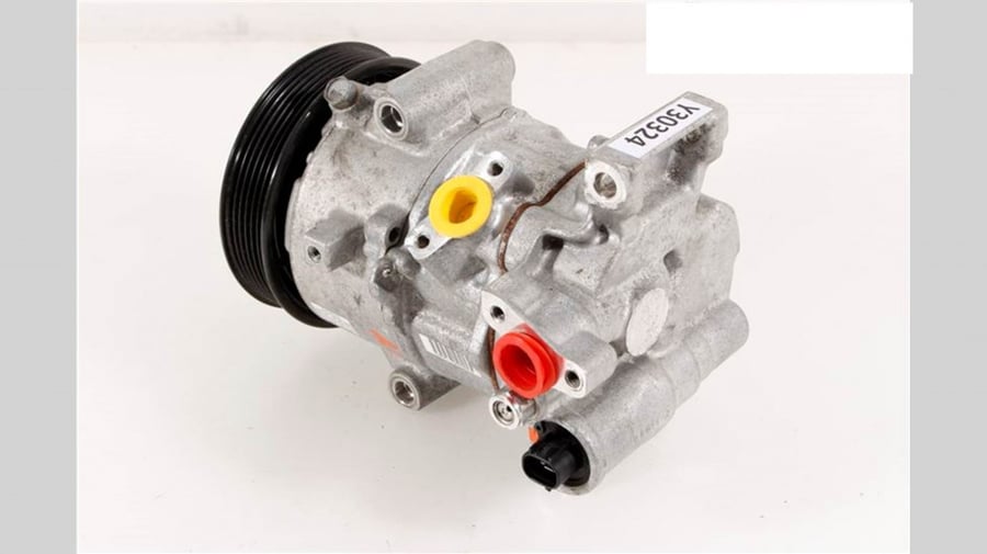 13133J# كمبروسر مكيف كورولا 14-16 l COMPRESSOR TOYOTA COROLLA 14-16 12V