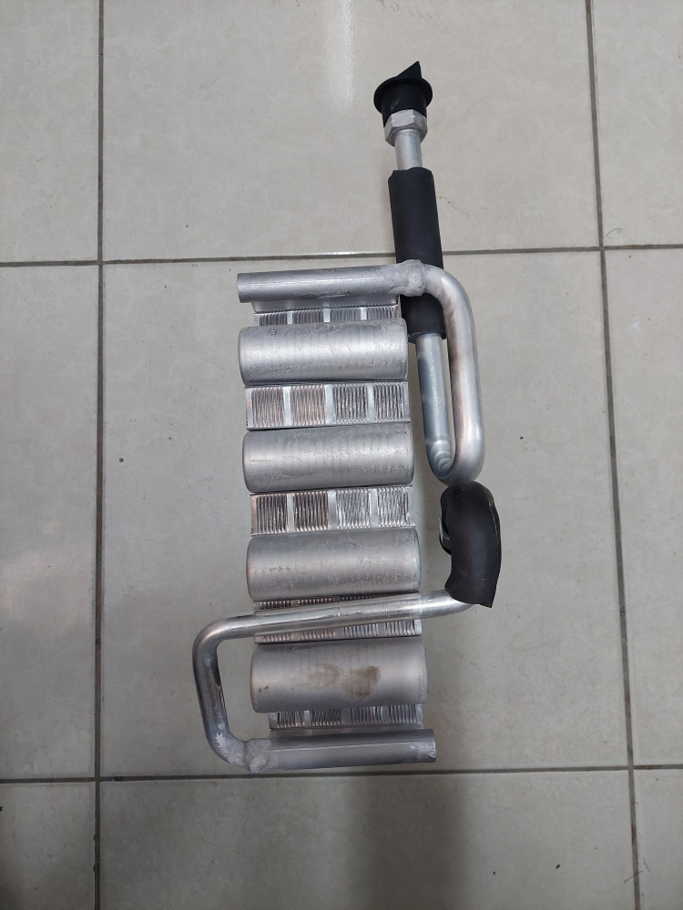 #11342T ثلاجة مكيف هايلكس 01-04 / EVAP COIL TOYOTA HILUX 01-04