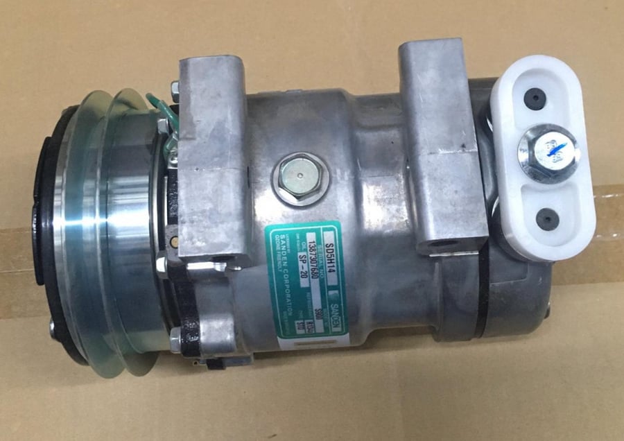COMPRESSOR MITSUBISHI TRITON 06-11 12V 1PK DM No13141S كمبروسر تريتون