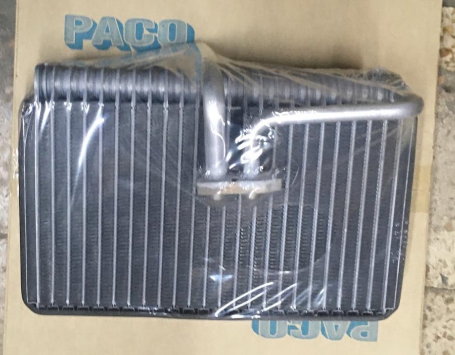 EVAPORATOR COIL VOLVO EXCAVATOR  No 13026T   ثلاجة حفار فولفو