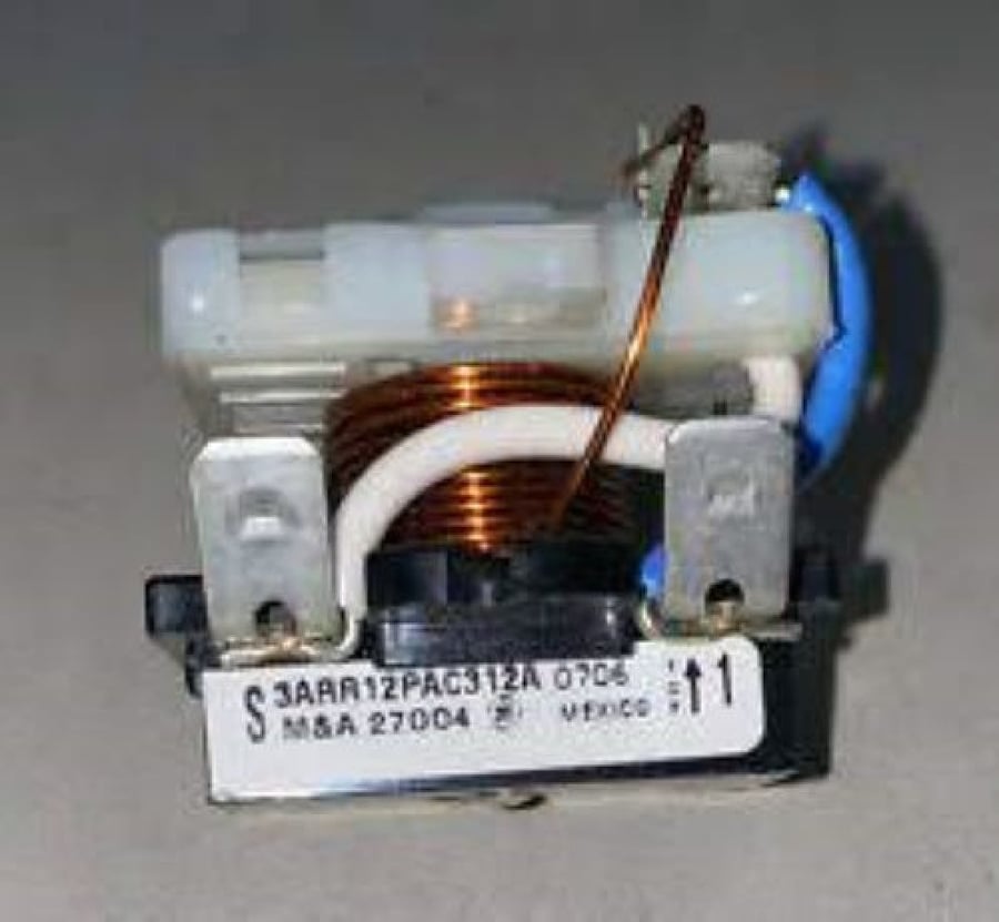RELAY GE 3 TERMINALS 3ARR12PAC317A No 05883A