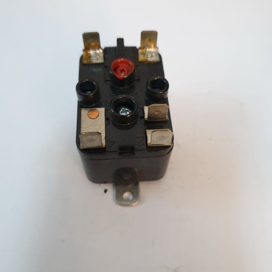 #06025A فان ريلي 230فولت / FAN RELAY CRAFT D2199 230V 5 TERMINAL