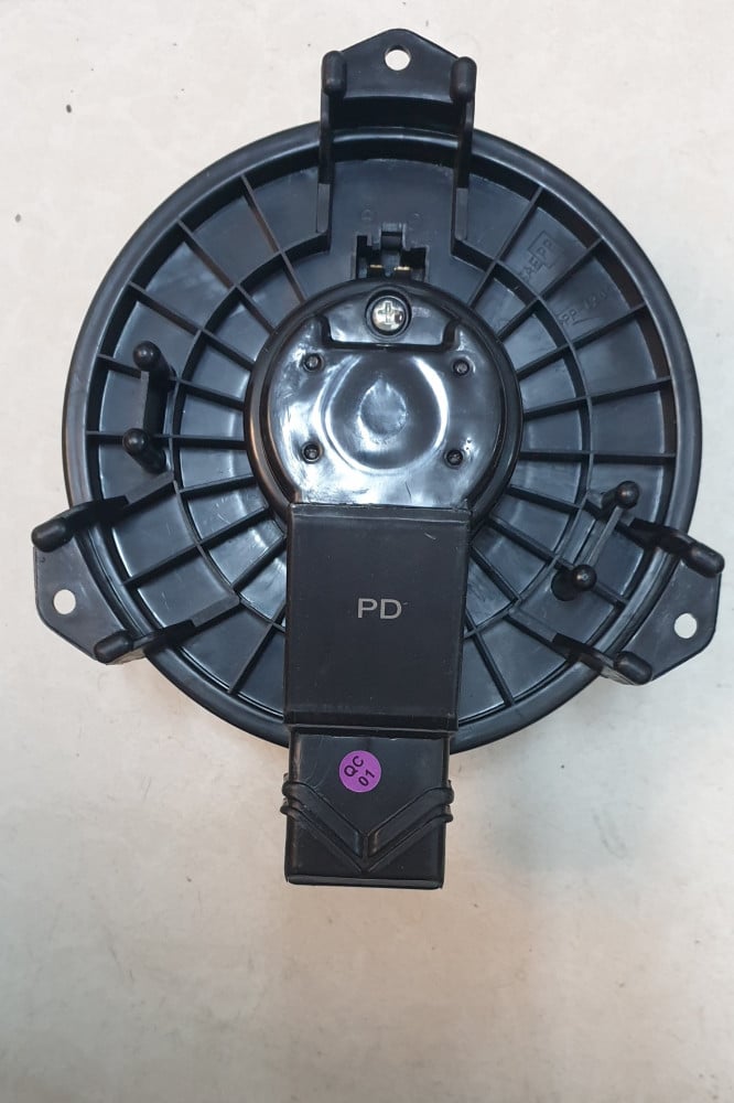 #12958C مروحة طبلون تويوتا ياريس 08-13 / BLOWER FAN ASSEMBLY TOYOTA YARIS 08-13
