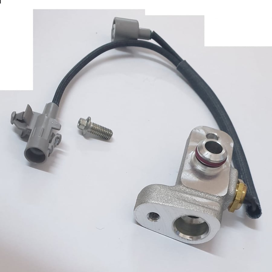 SENSOR FOR HILUX COMPRESSOR DENSO  No 10390J حساس كمبروسر هايلكس اصلي