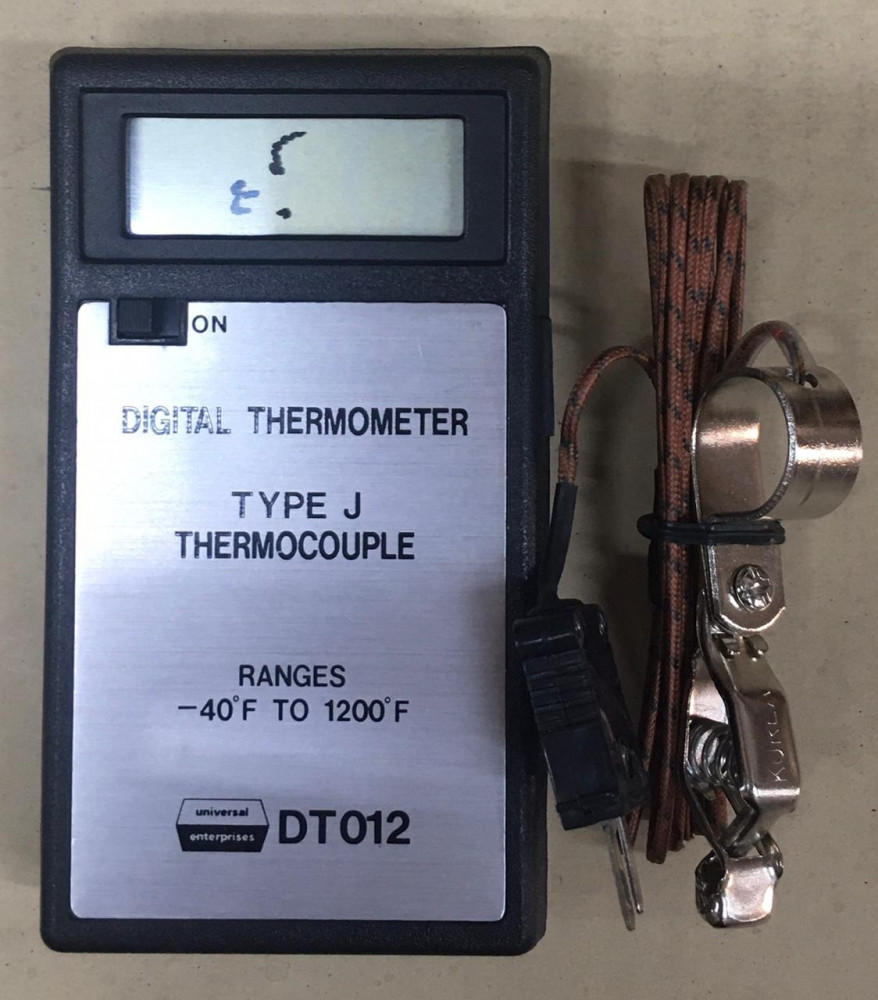 THERMOMETER DIGITAL DT012 RANGE -40 F TO 1200F No 04299A ثرمومتر اكترو