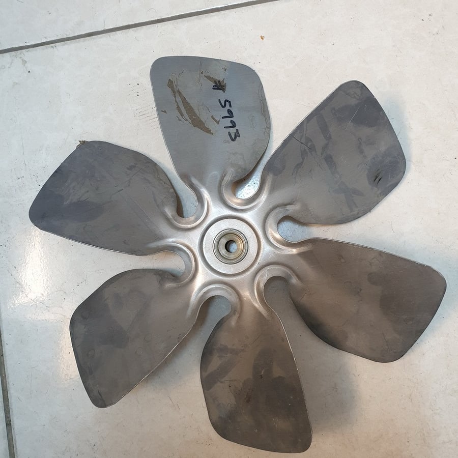 #05993A  ريشة مروحة المنيوم / FAN BLADE 300mm DIA 6 LEAFS 3/8 INCH HUB CW