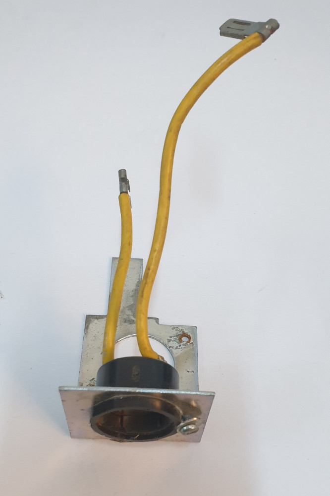 OVER LOAD RELAY FOR REFRIGERATOR MSJ58CL WITH BRACKET No 05689A