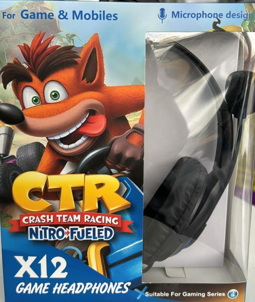 Wired headphones for games