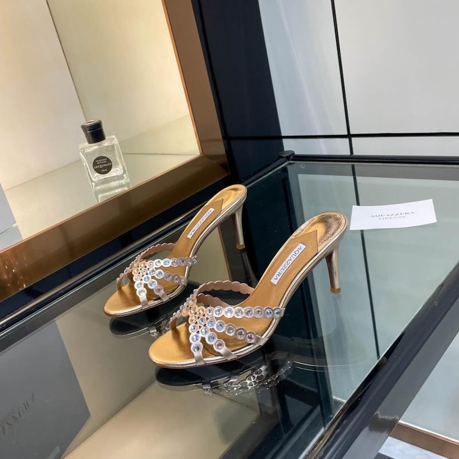 AQUAZZURA