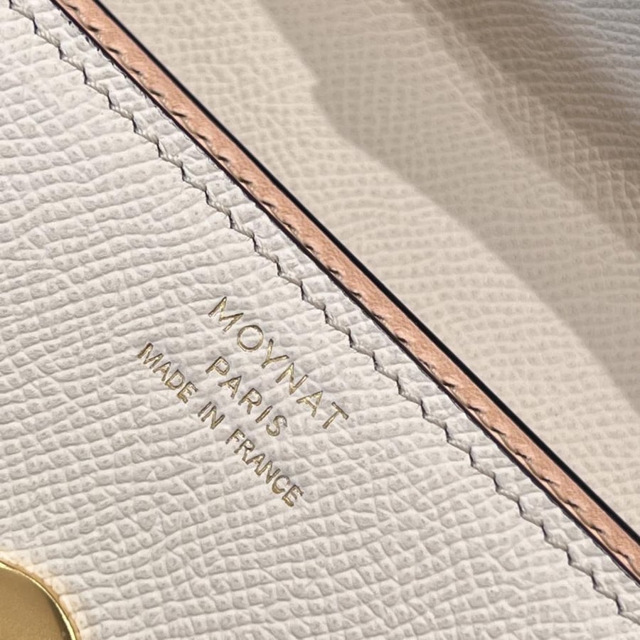 MOYNAT