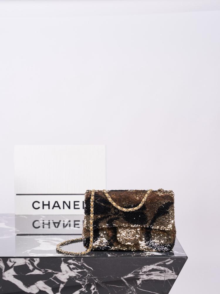 CHANEL