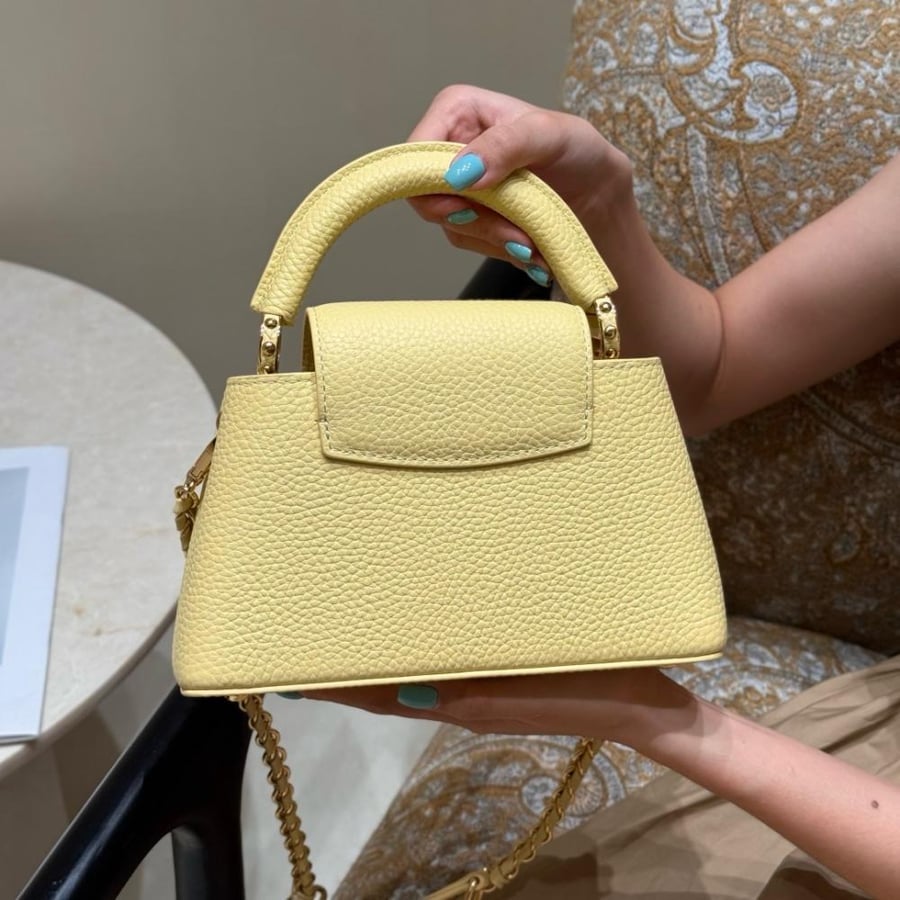 LOUIS  VUITTON