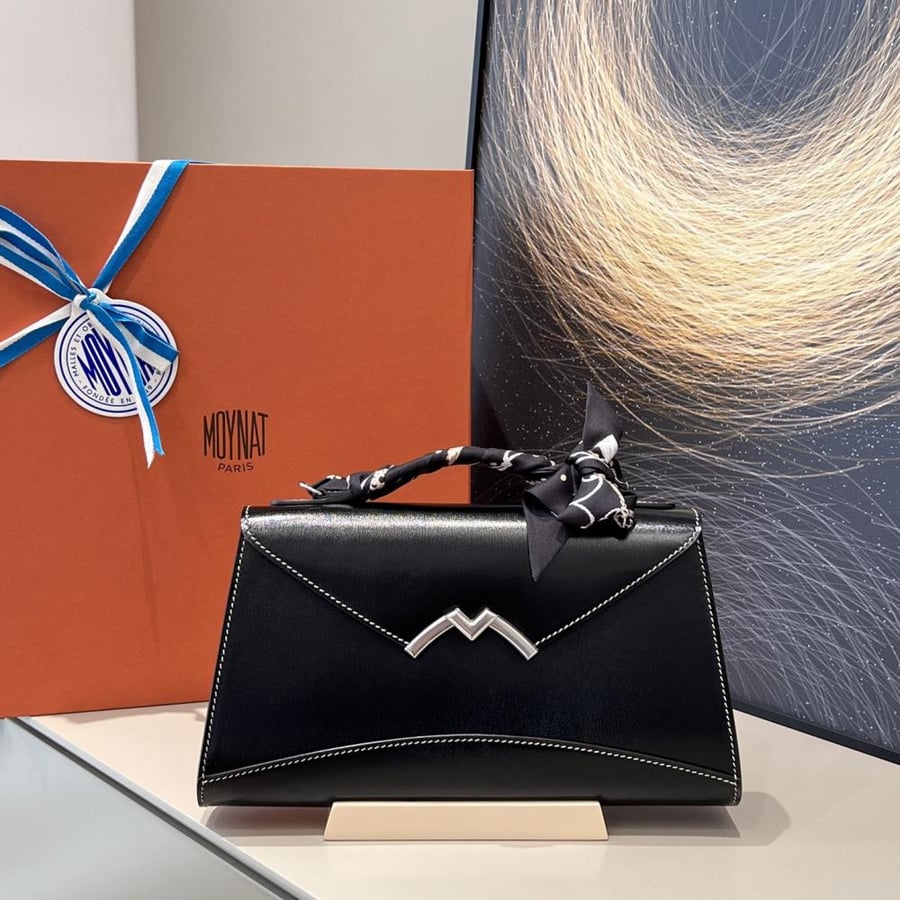 MOYNAT