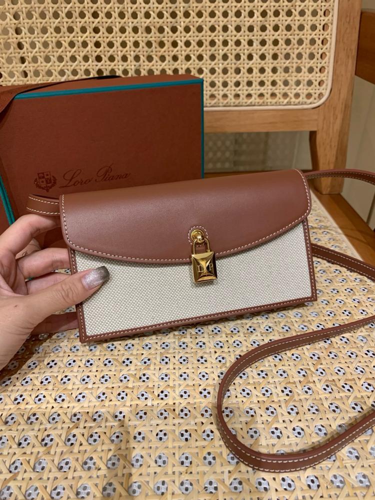 LORO PIANA