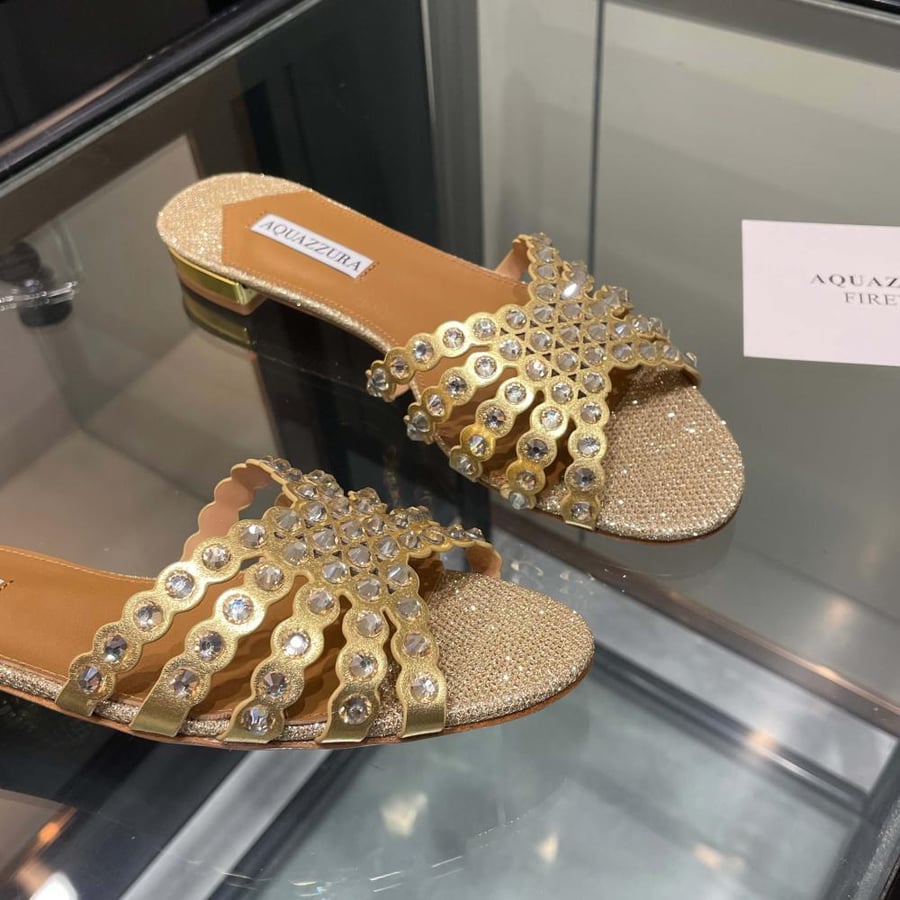 AQUAZZURA