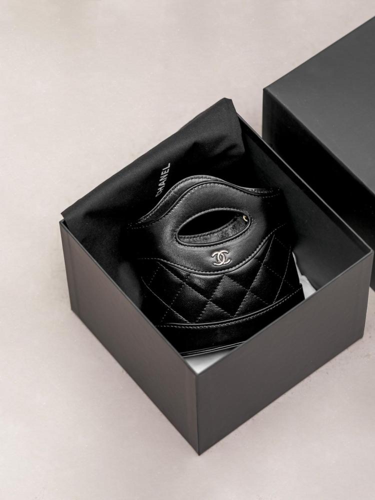 CHANEL_ mini nano