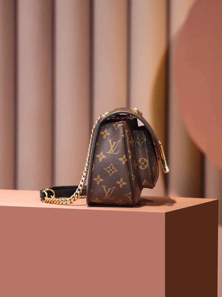 Louisvuitton- PASSY