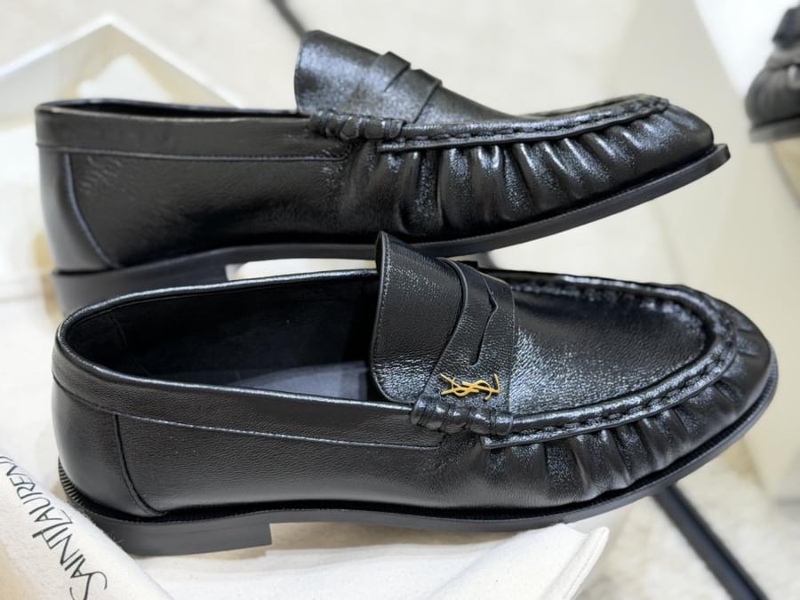 SAINT LAURENT