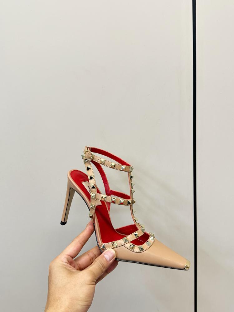 VALENTINO