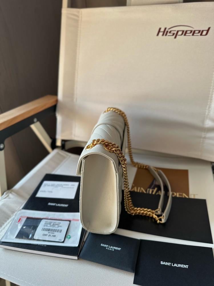 SAINT LAURENT