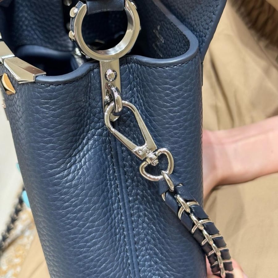 LOUIS  VUITTON