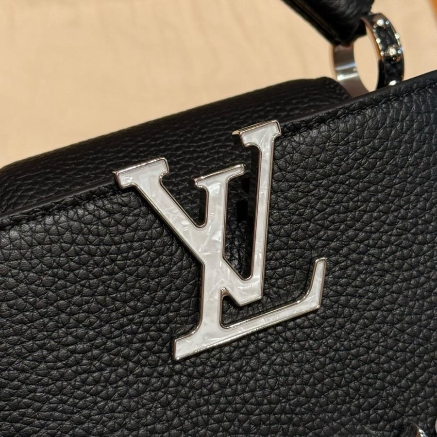 LOUIS  VUITTON