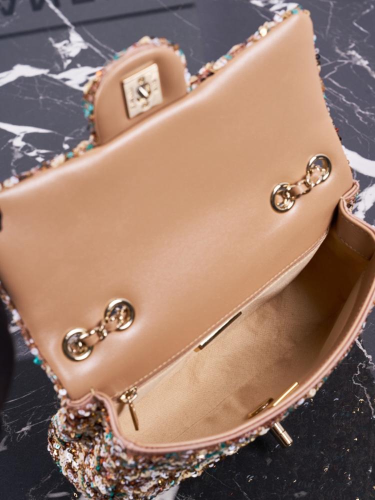 CHANEL