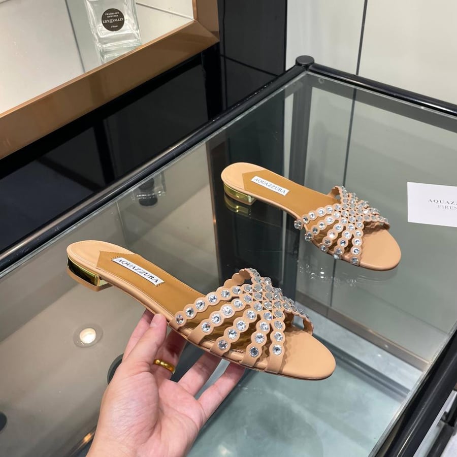 AQUAZZURA