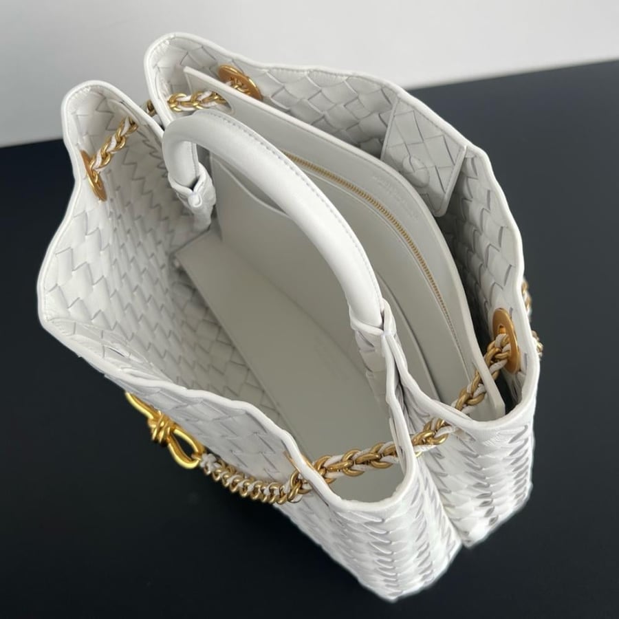BOTTEGA