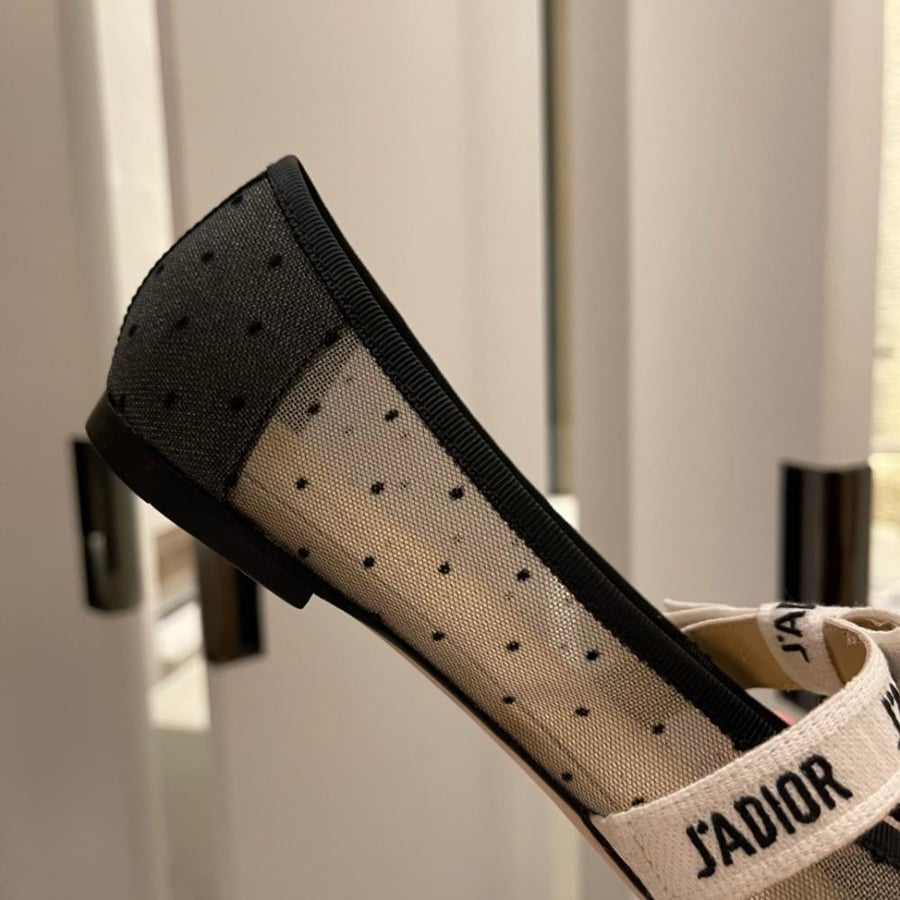 DIOR
