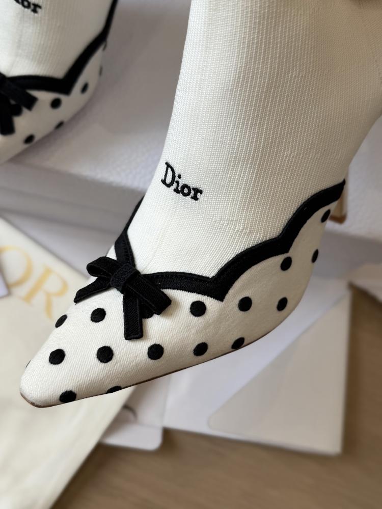 DIOR