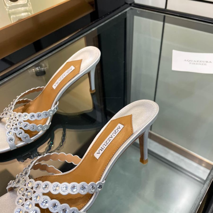 AQUAZZURA