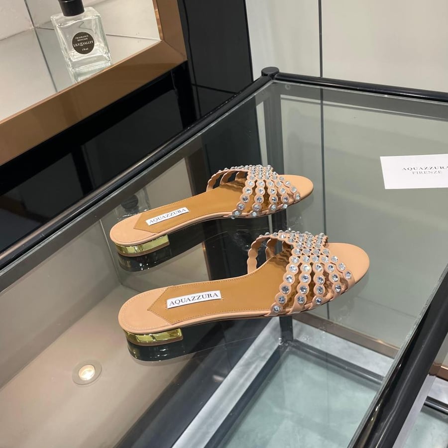 AQUAZZURA