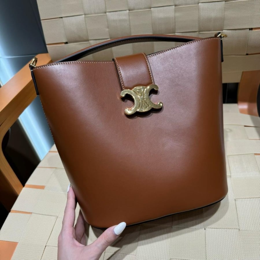 CELINE
