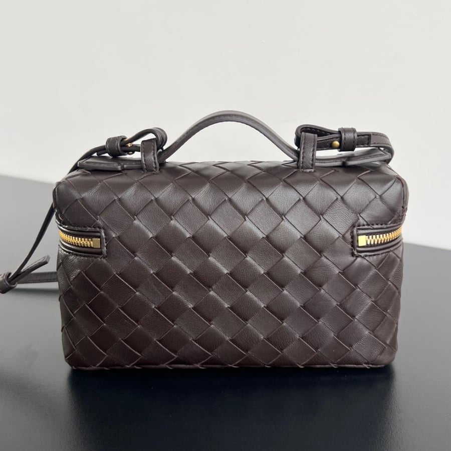 BOTTEGA