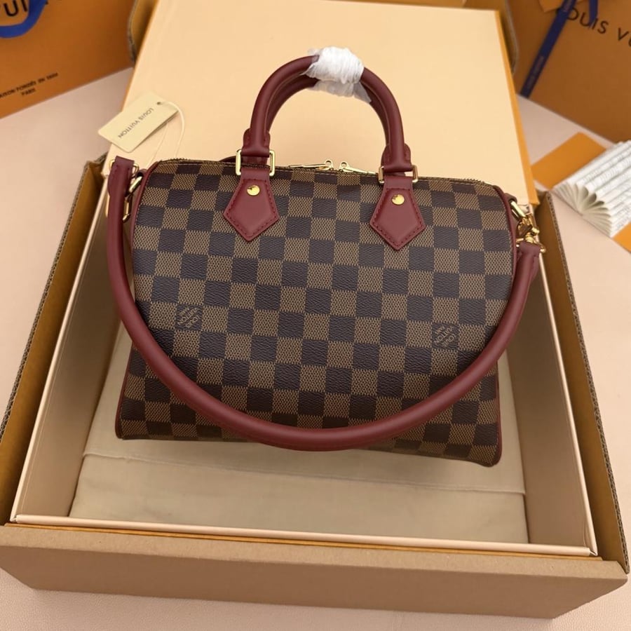 LOUIS  VUITTON