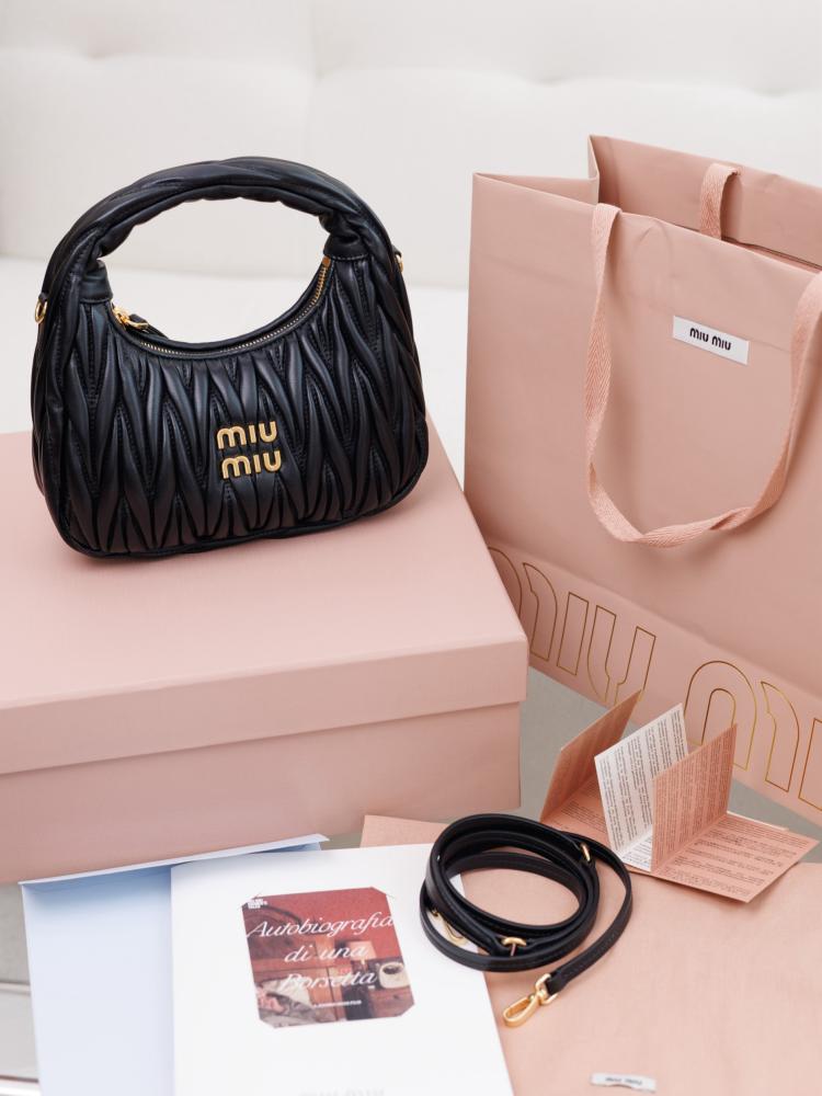 MIU MIU