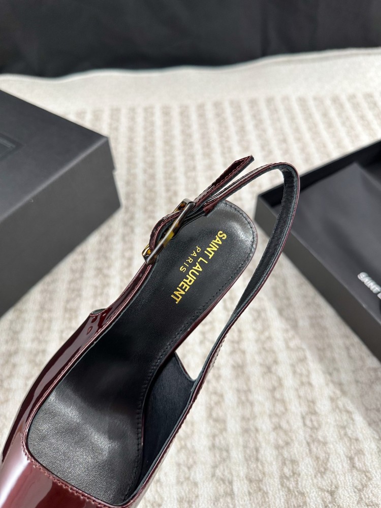 SAINT LAURENT