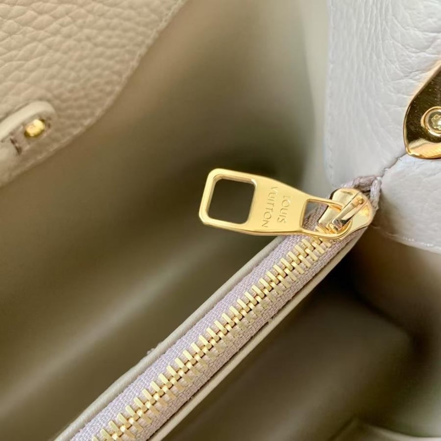 LOUIS  VUITTON