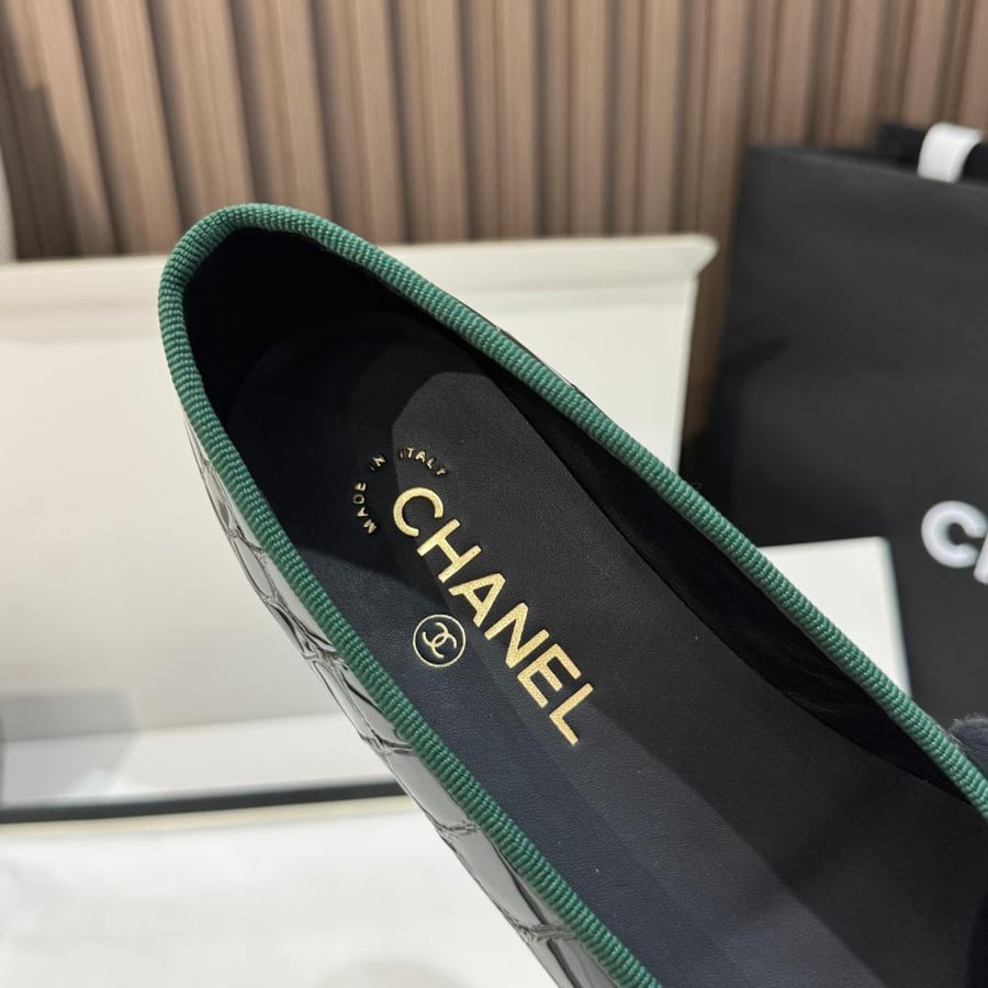 CHANEL