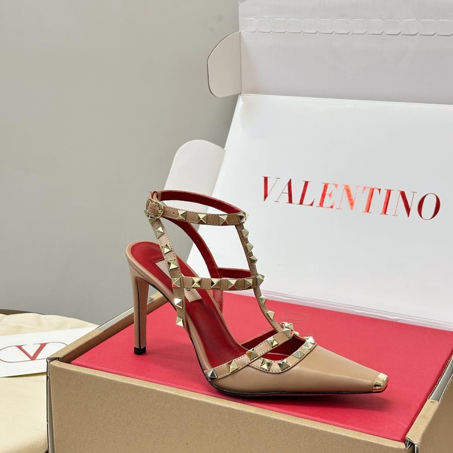 VALENTINO