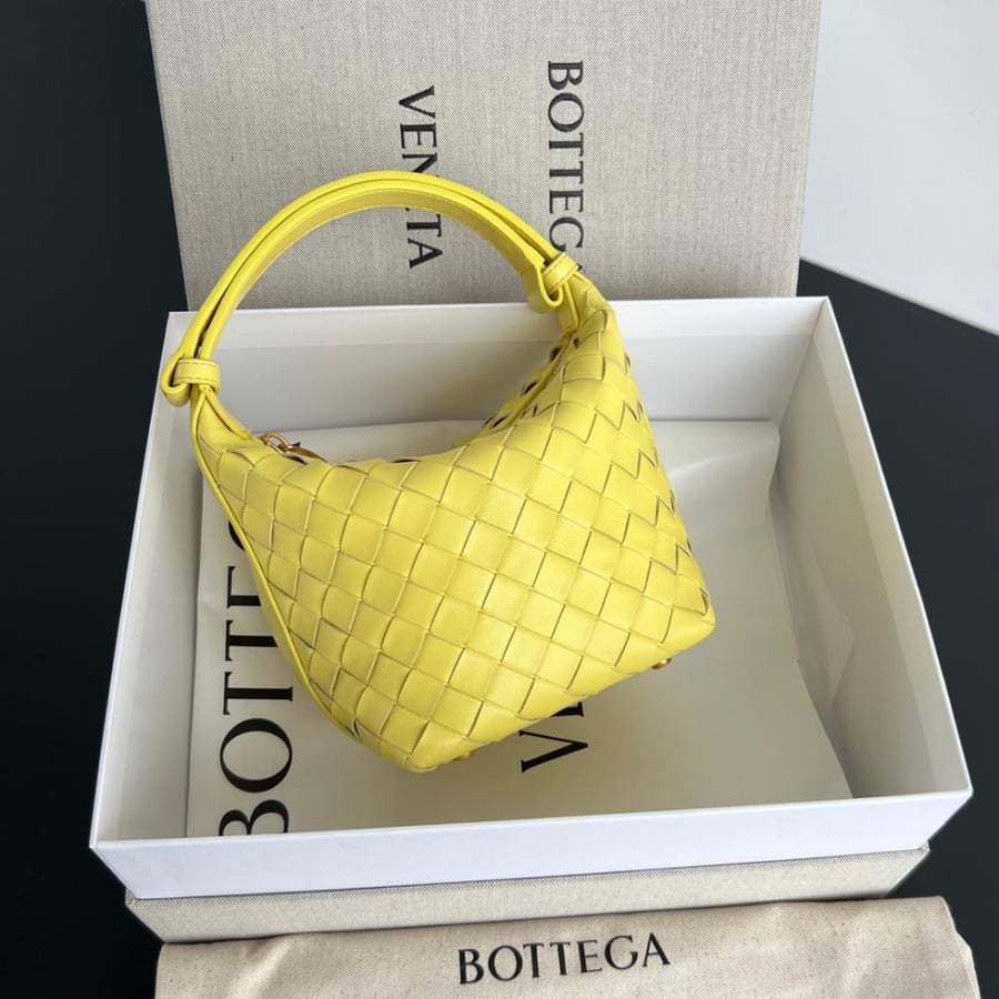 BOTTEGA