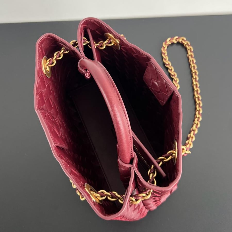 BOTTEGA