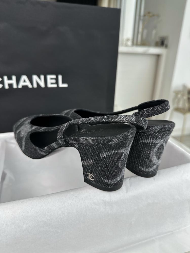 CHANEL
