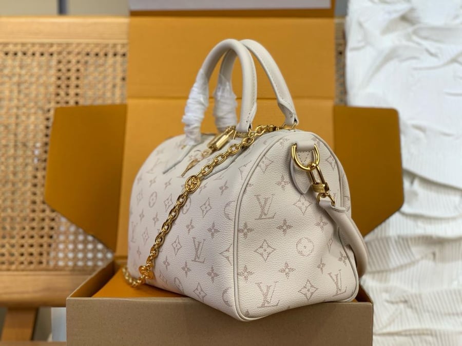 LOUIS  VUITTON